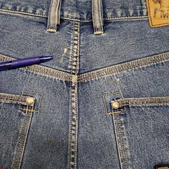 Y2K MECCA USA- 01' Jean shorts - Picture 8 of 8